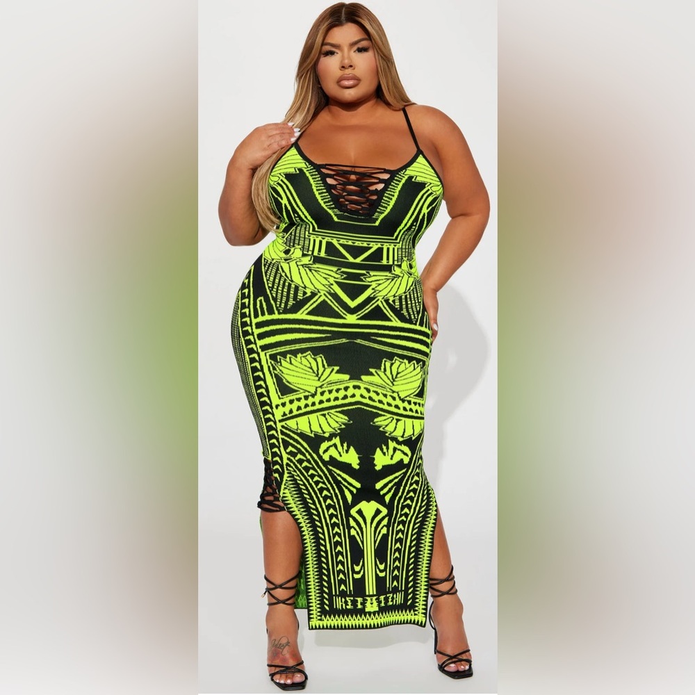 Fashion Nova Black and Neon Green Midi Dress
